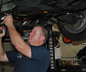 Shop Photos | Paul's Automotive image #11