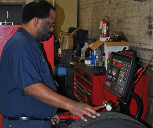Shop Photos | Paul's Automotive image #14